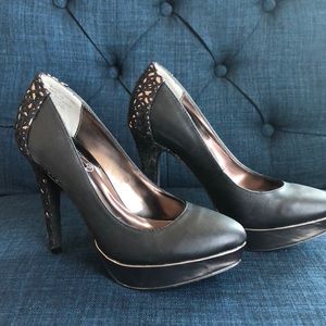 NIB Unlisted Sexy Shoes